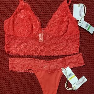 Jessica Simpson Red Bralette & Thong Sz M / L New